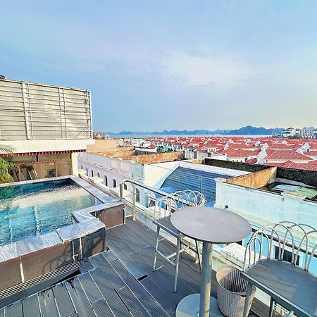Green Suites Hotel Ha Long Exterior foto
